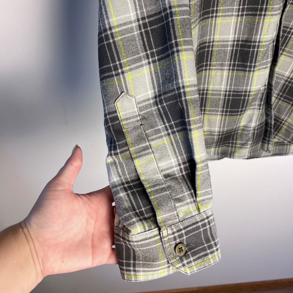 Eddie Bauer Men's Button Down Flannel Shirt - Size Large - Long-Sleeved - Picture 5 of 6